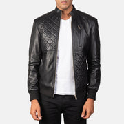 
Moda Leder-Bomberjacke für Herren - Vorderansicht & maßgeschneiderte Silhouette | Online Kaufen