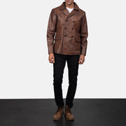 
Mr. Bailey Braun Leather Naval Peacoat für Herren - Seitenansicht mit ergonomischem Ärmelschnitt & sportlicher Passform