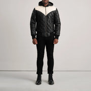 
Norman Tan Hooded Bomber Leather Puffer Jacket - Seitenansicht mit ergonomischem Ärmelschnitt & sportlicher Passform