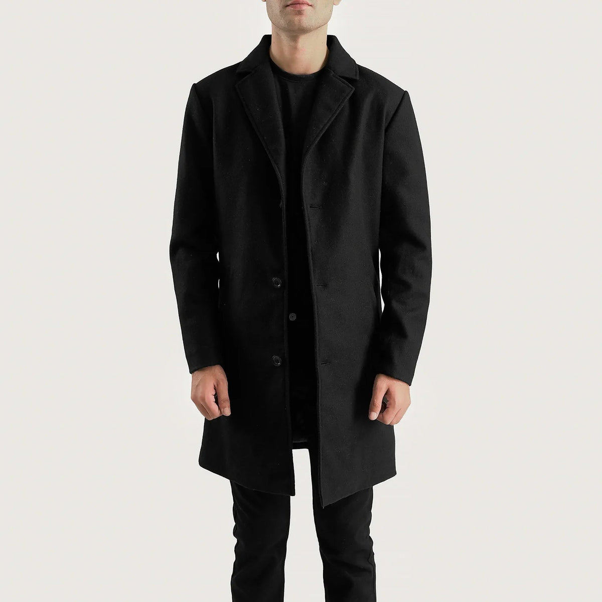 
Petrillo Schwarz Wool Single Breasted Ledermantel für Herren in Black Synthetic Wool - Vorderansicht & maßgeschneiderte Silhouette | Online Kaufen