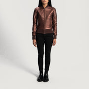 Detailansicht of Varsity &amp; Zipper Hardware on Women's Reida Kastanienbraun Leder-Bomberjacke für Damen