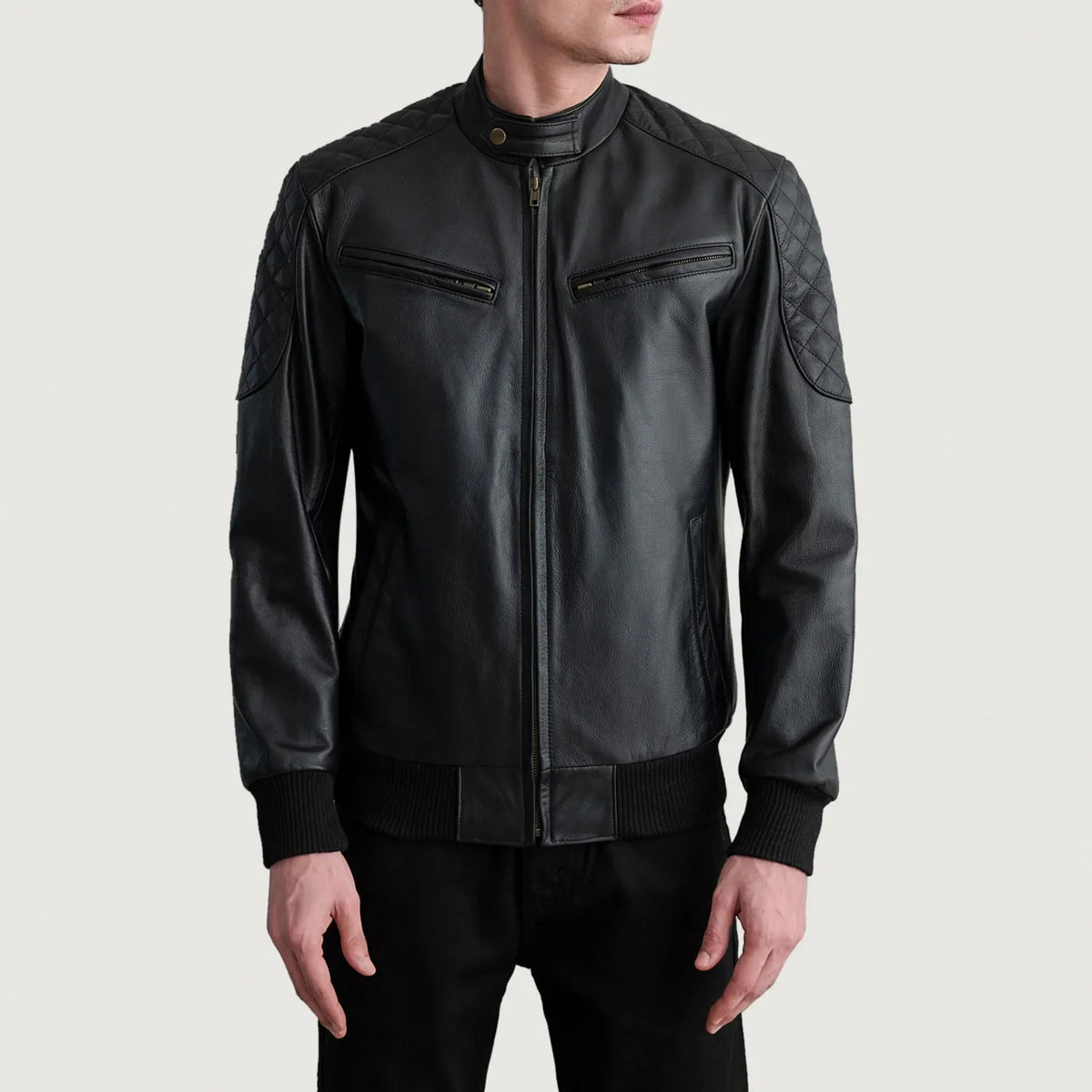 Men's Sven Mocha Suede Bomber Jacket in Dark Brown Goatskin Suede - Vorderansicht &amp; maßgeschneiderte Silhouette | Online Kaufen