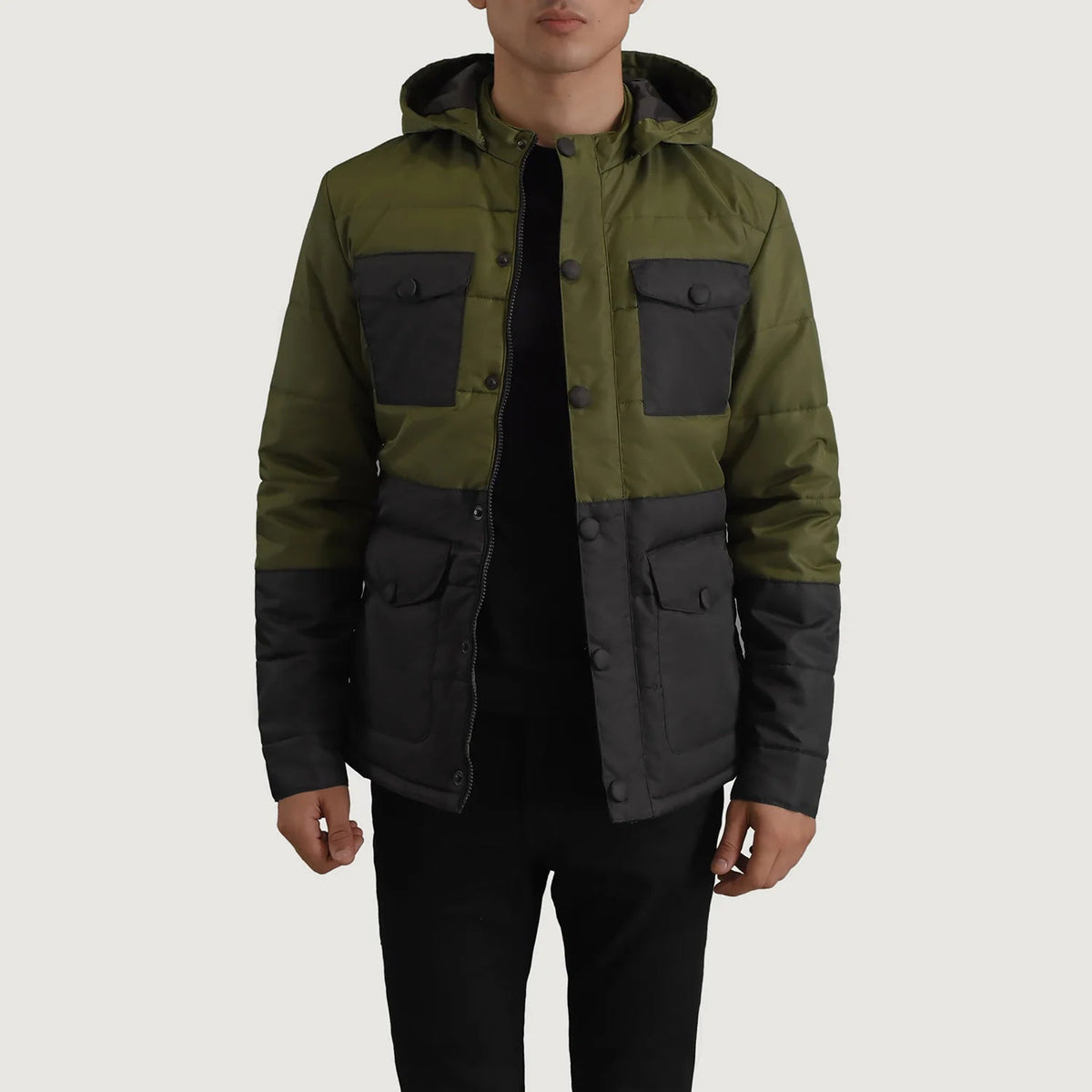 
Wayne Schwarz & Grün Hooded Puffer Lederjacke für Herren in Black + Green Full-Grain Leather - Vorderansicht & maßgeschneiderte Silhouette | Online Kaufen